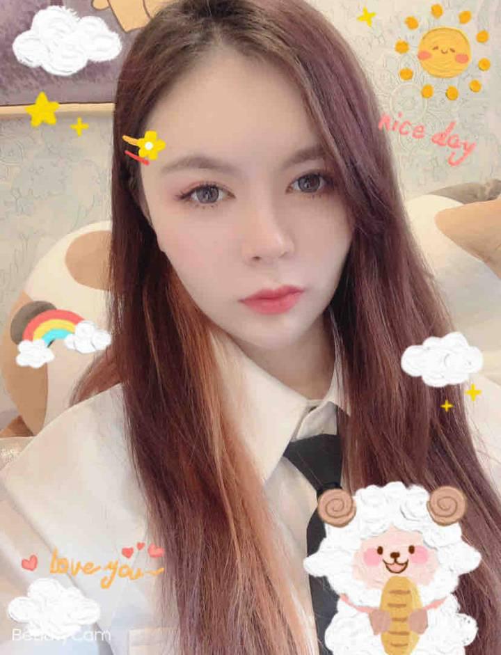 漂亮大方的美女，值得推荐